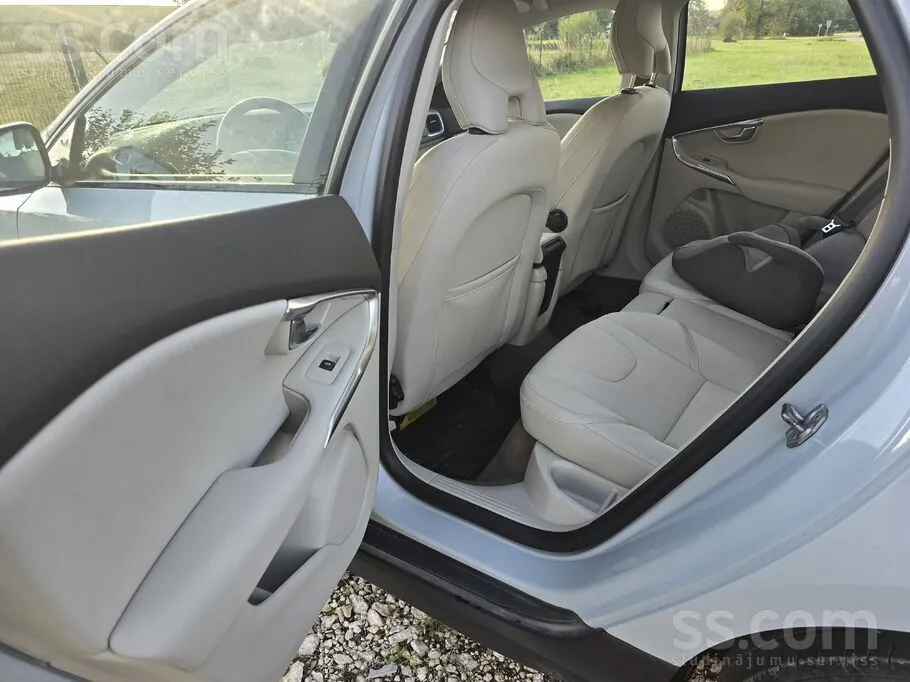 Volvo V40 2016 photo 5