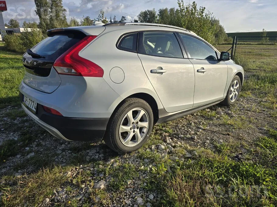 Volvo V40 2016 photo 4