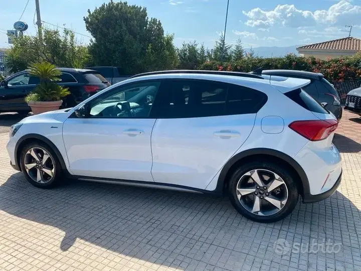 Ford Focus 2020 photo 5