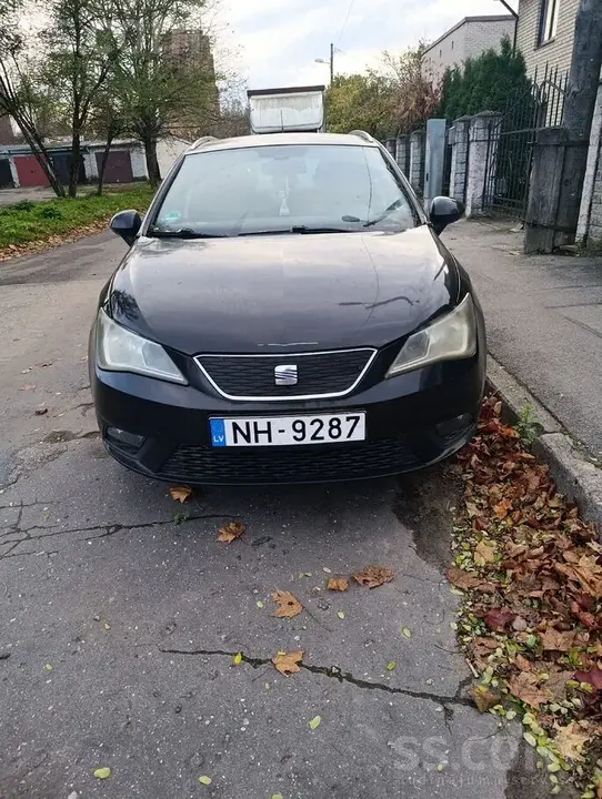 Seat Ibiza 2012 photo 2