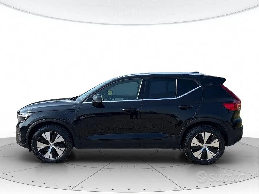 Volvo Xc40 2023 photo 2