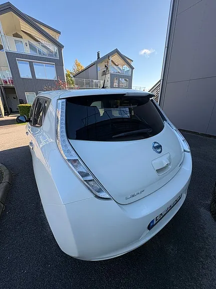 Nissan Leaf 2017 photo 3