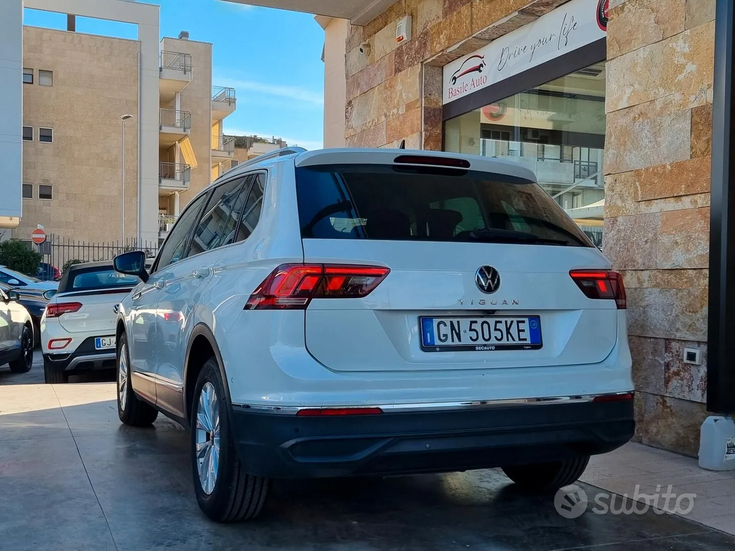 Volkswagen Tiguan 2023 photo 3