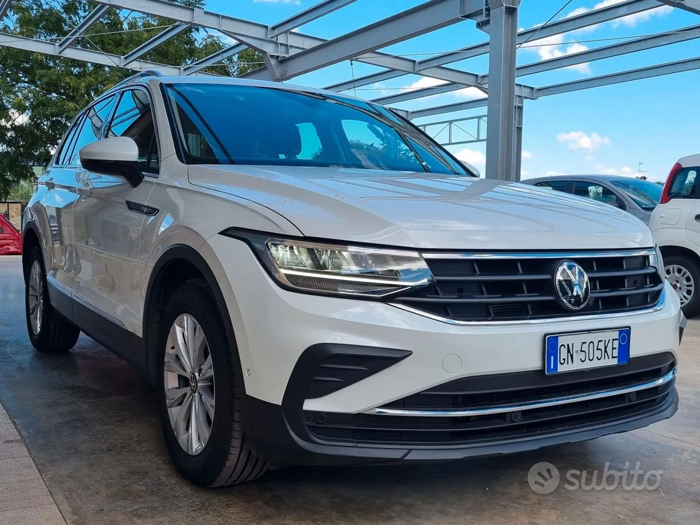 Volkswagen Tiguan 2023 photo 2