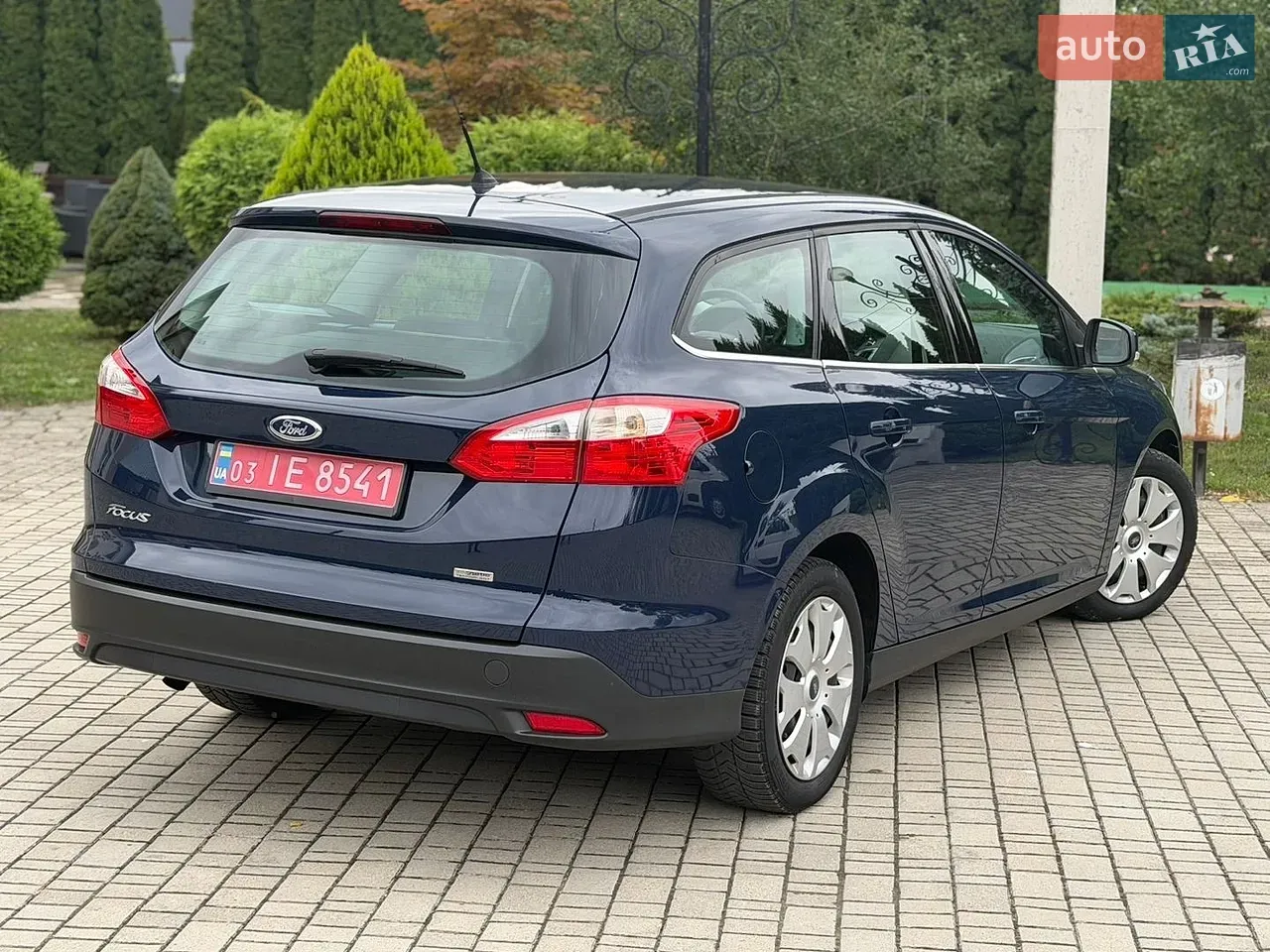 Ford Focus 2012 photo 3