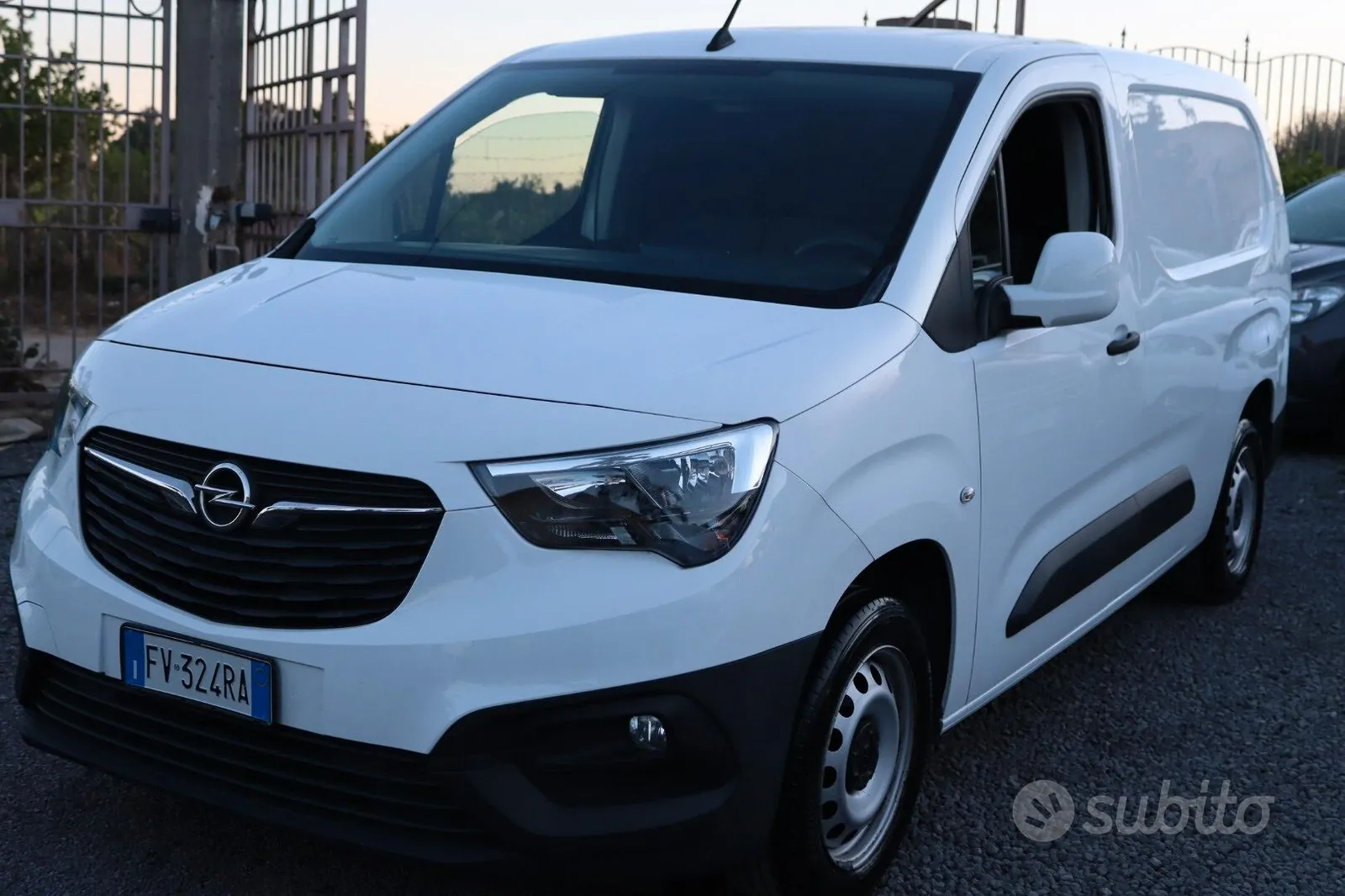 Opel Combo 2019 photo 2