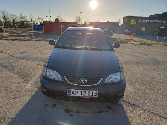 Toyota Avensis 2001 photo 3