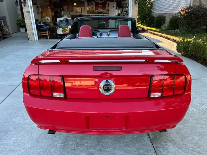 Ford Mustang 2006 photo 3
