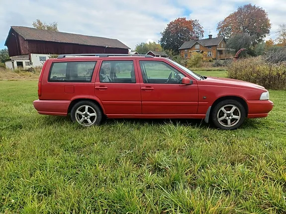 Volvo V70 2000 photo 4