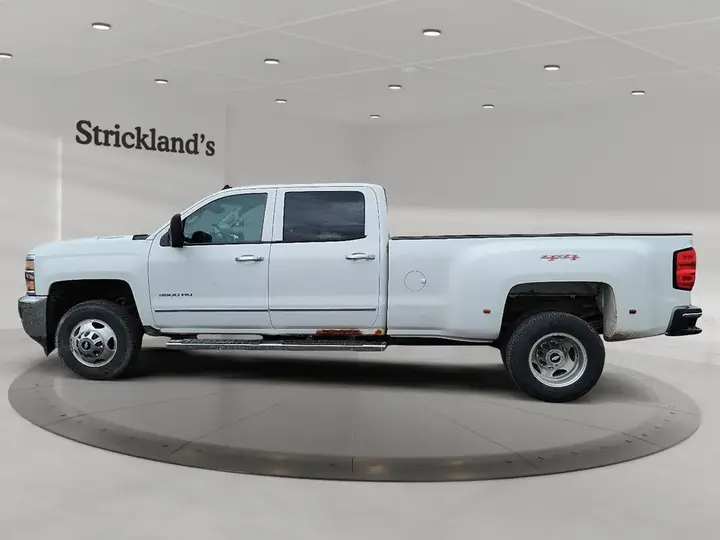 Chevrolet Silverado 3500Hd 2015 photo 5