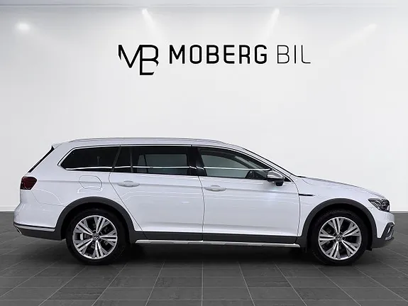 Volkswagen Passat Alltrack 2021 photo 3