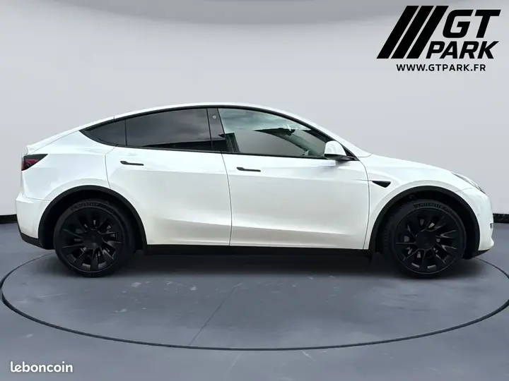 Tesla Model Y 2022 photo 4
