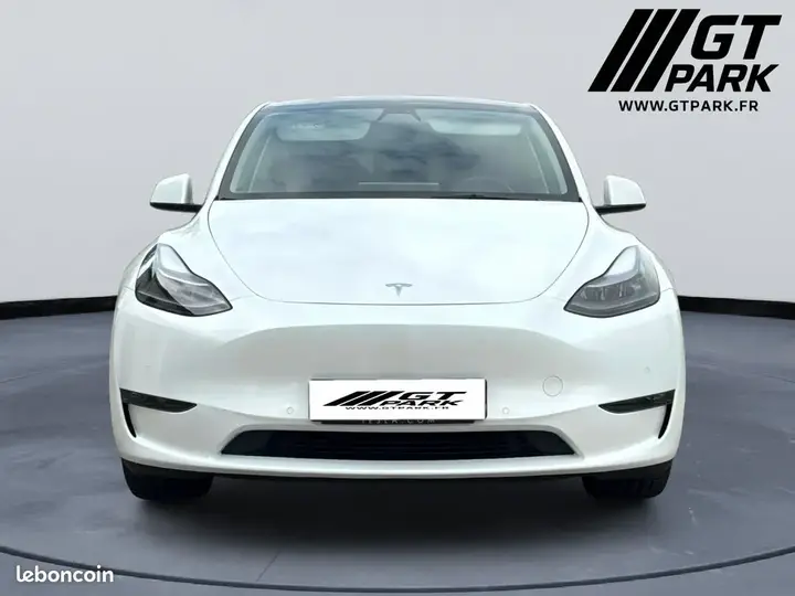 Tesla Model Y 2022 photo 3