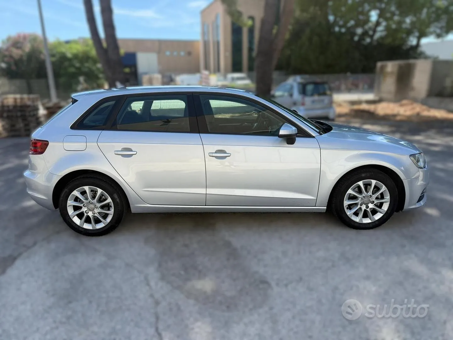 Audi A3 2015 photo 4