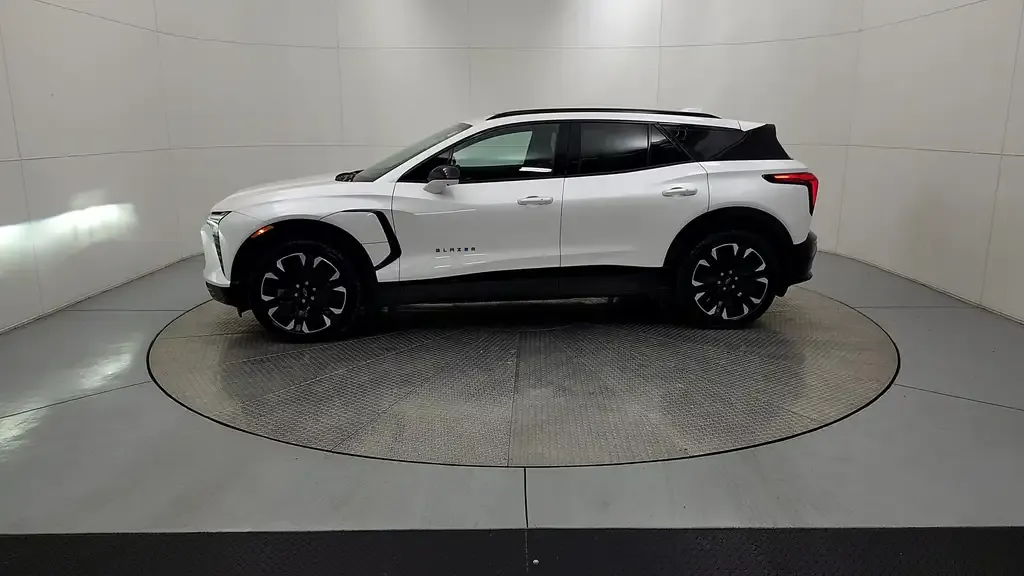 Chevrolet Blazer 2025 photo 5