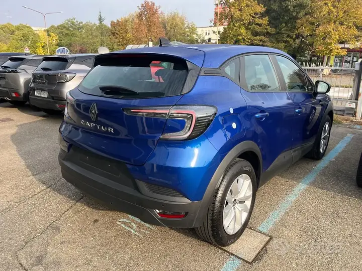 Renault Captur 2025 photo 3