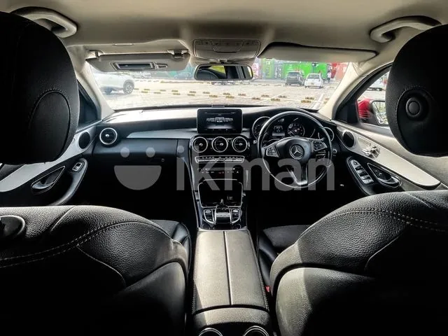 Mercedes-Benz C180 2016 photo 5