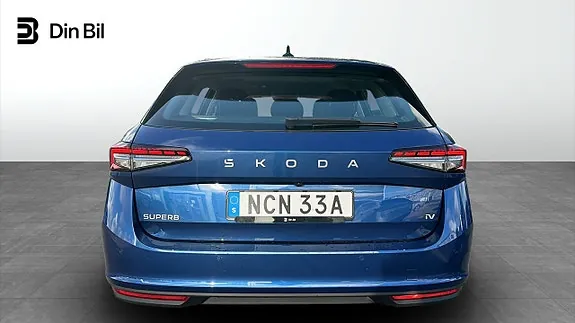 Skoda Superb 2025 photo 5