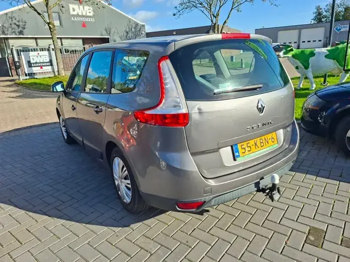 Renault Grand Scenic 2009 photo 4