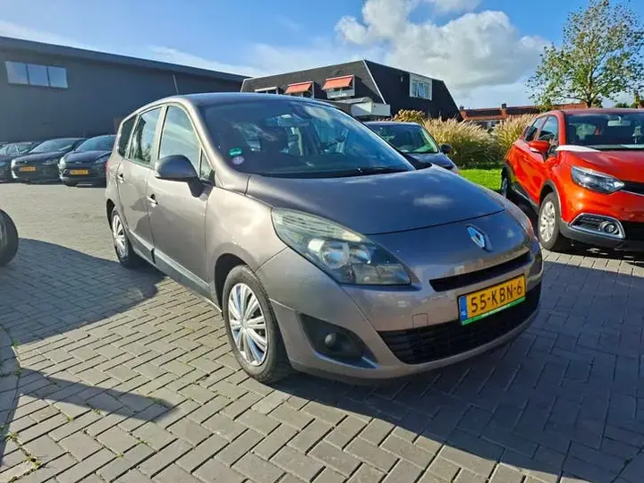 Renault Grand Scenic 2009 photo 2
