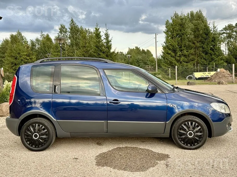 Skoda Roomster 2013 photo 3