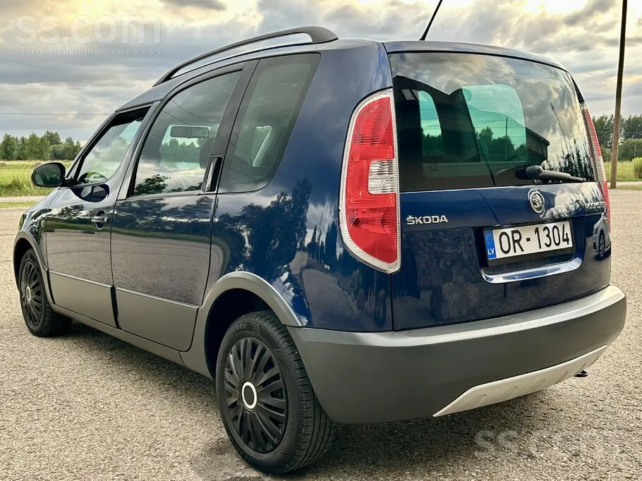 Skoda Roomster 2013 photo 5