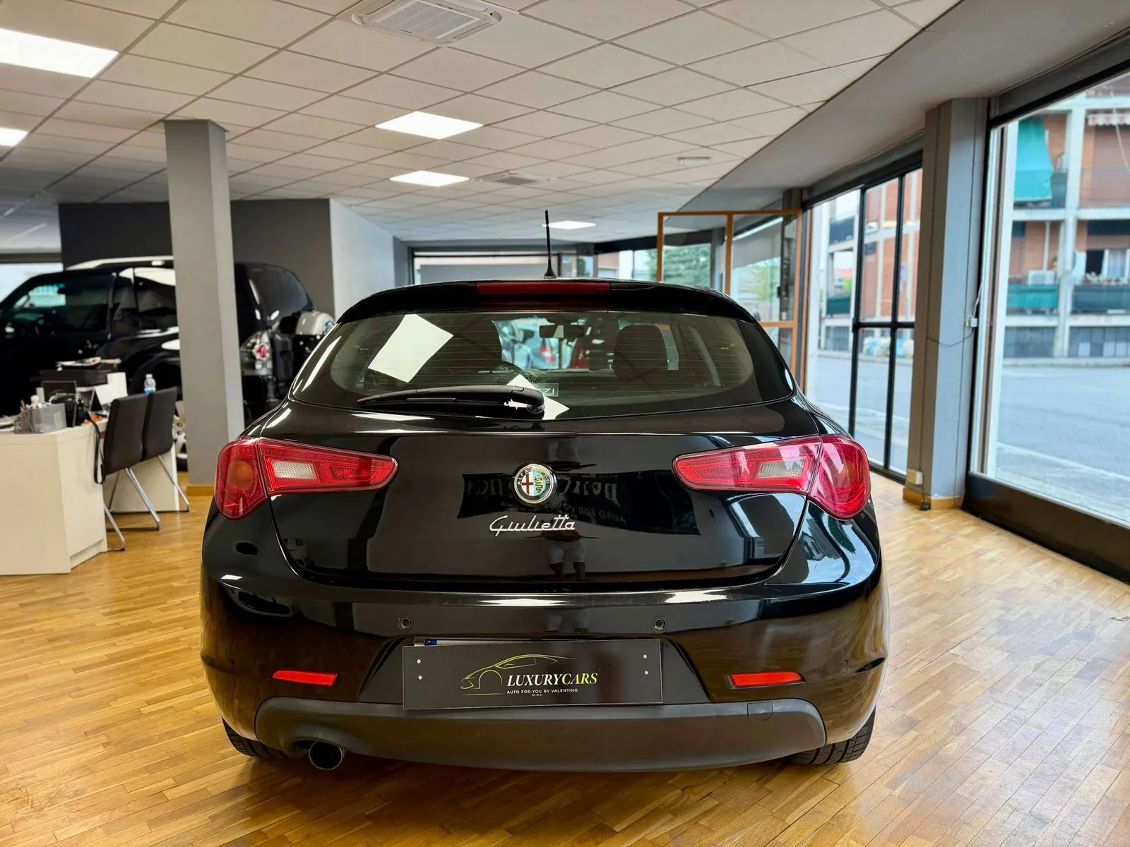 Alfa Romeo Giulietta 2011 photo 2