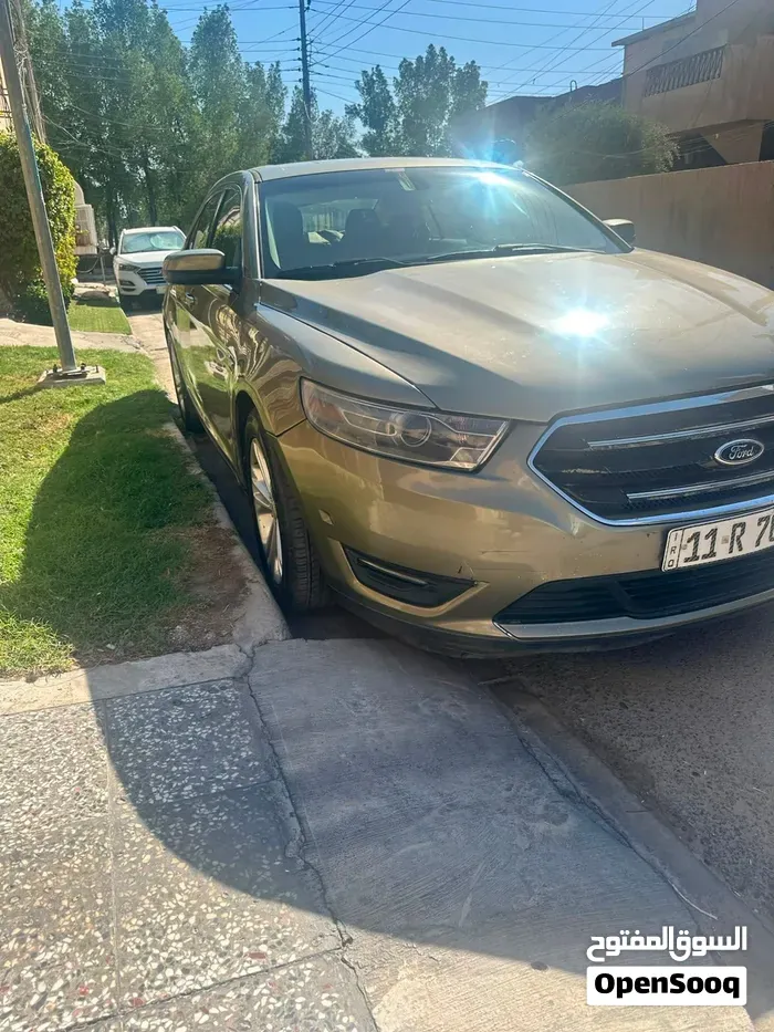 Ford Taurus