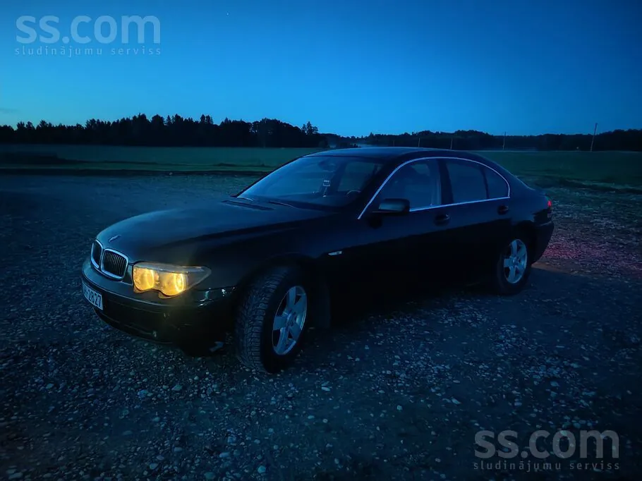 BMW 730