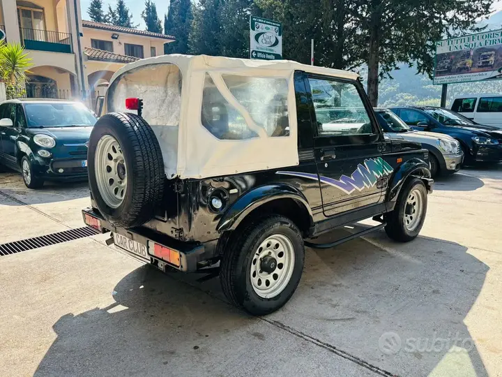 Suzuki Samurai 1998 photo 4