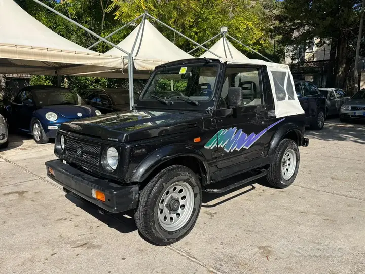 Suzuki Samurai