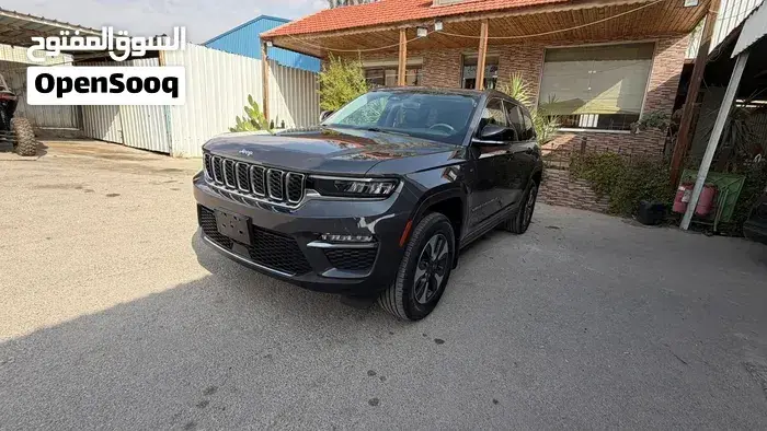 Jeep Grand Cherokee 2022 photo 2