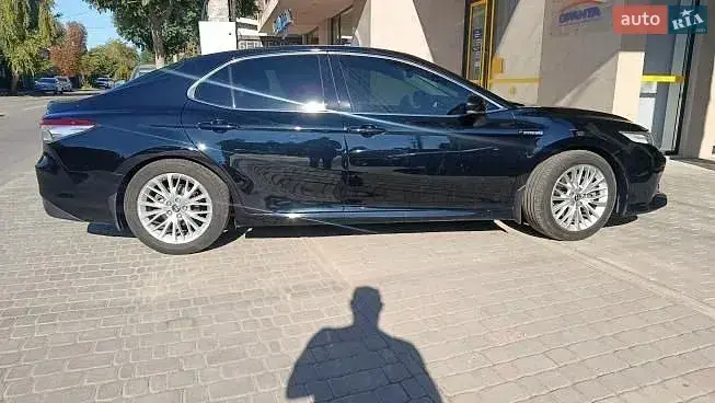 Toyota Camry 2020 photo 4