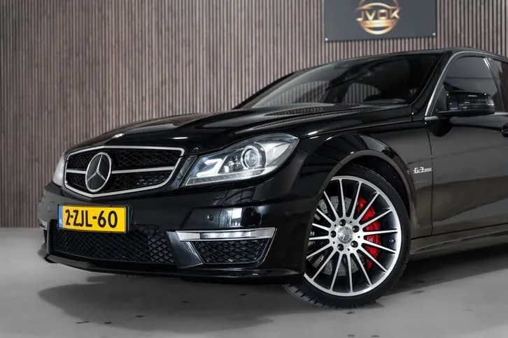 Mercedes-Benz C-Class 2012 photo 2