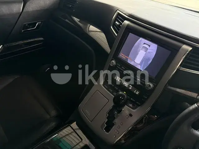 Toyota Alphard 2013 photo 3