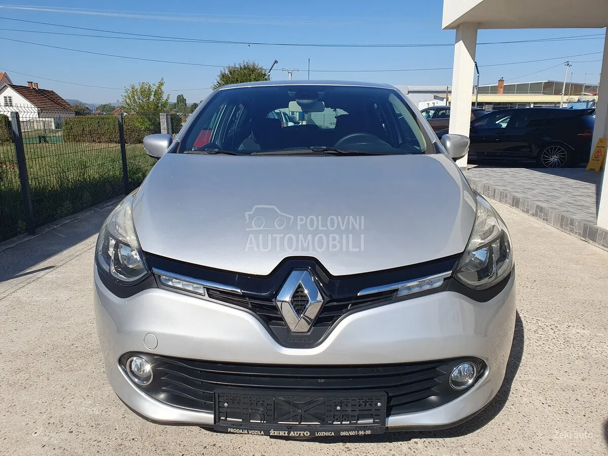 Renault Clio 2015 photo 2