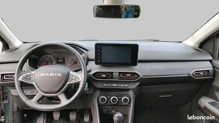 Dacia Sandero 2023 photo 3