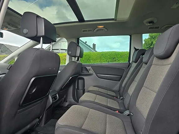 Volkswagen Sharan 2015 photo 4