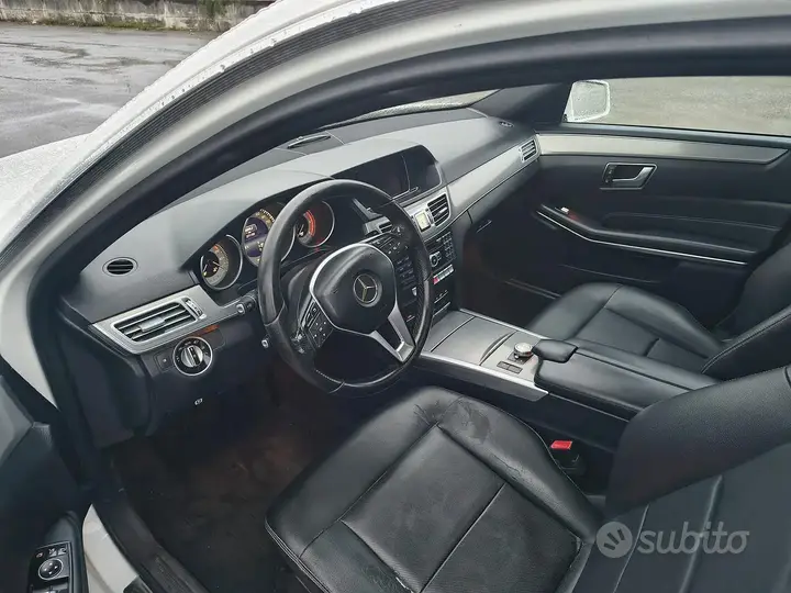 Mercedes-Benz E-Class 2015 photo 5