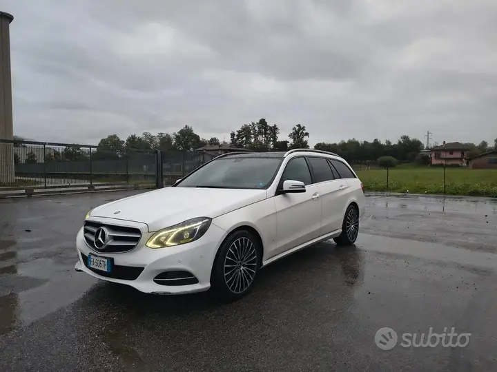 Mercedes-Benz E-Class 2015 photo 2