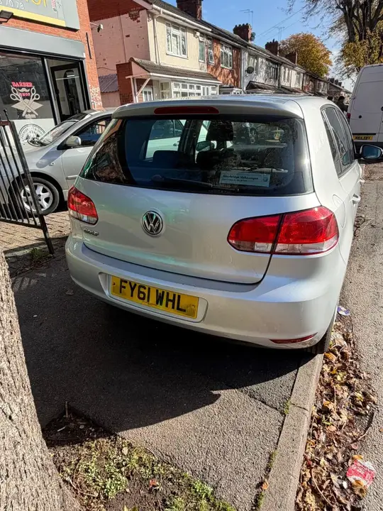 Volkswagen Golf 2011 photo 4