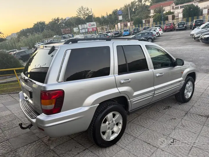 Jeep Grand Cherokee 2005 photo 3