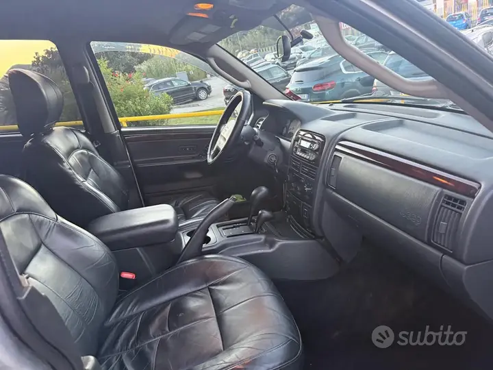Jeep Grand Cherokee 2005 photo 4