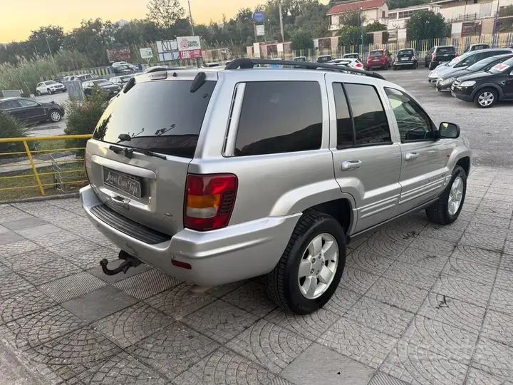 Jeep Grand Cherokee 2005 photo 5