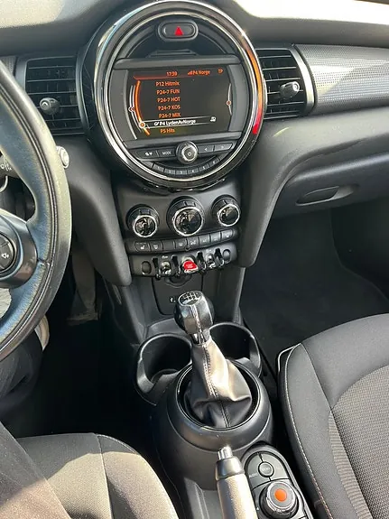 Mini One 2016 photo 5