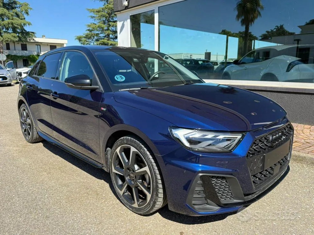 Audi A1 2025 photo 4