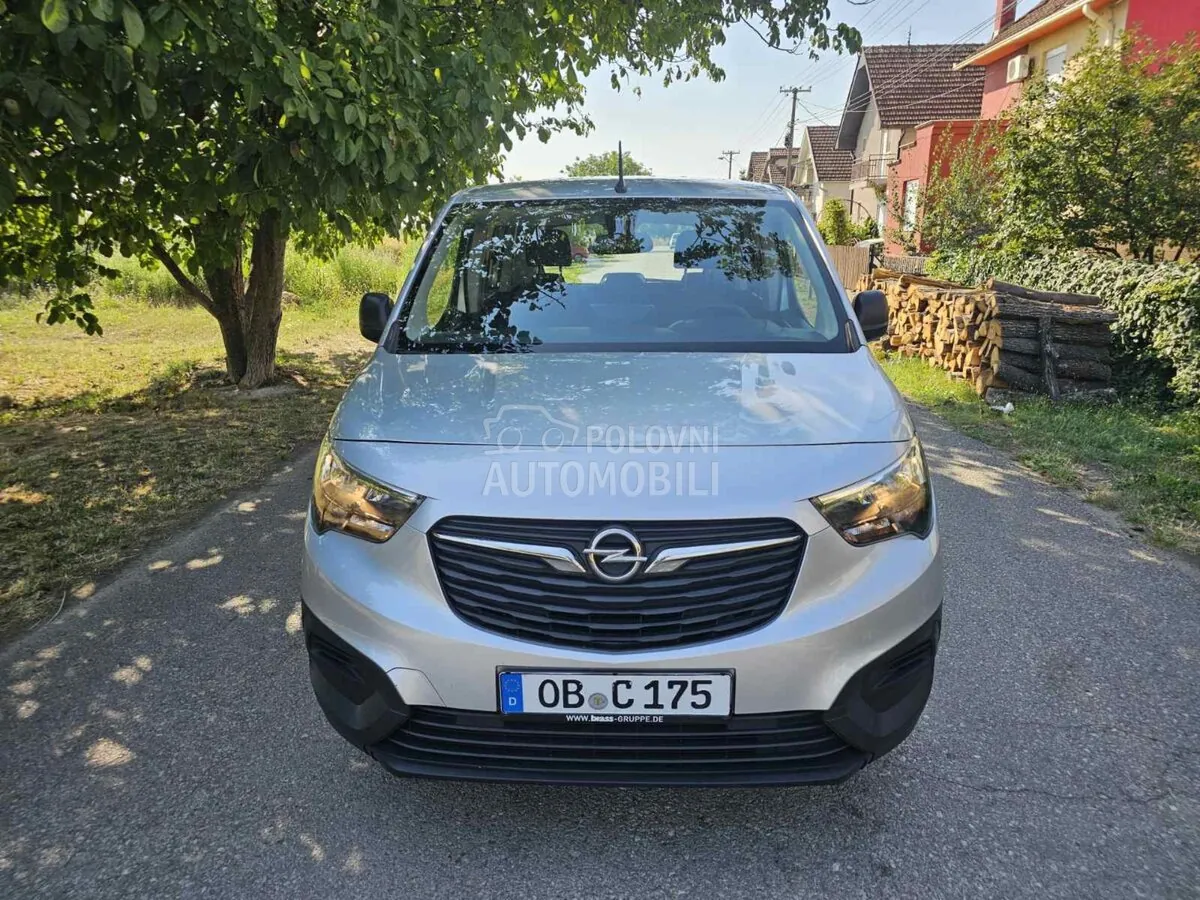 Opel Combo 2021 photo 2