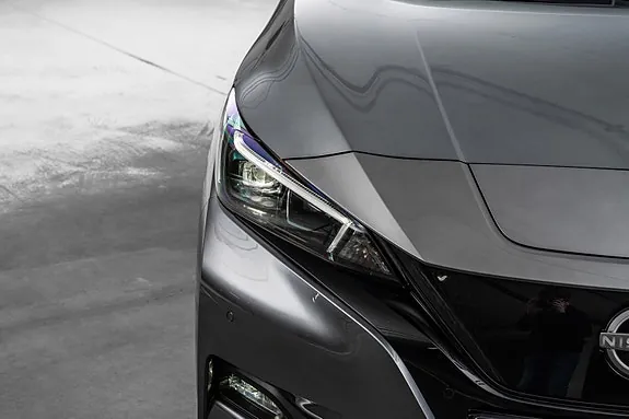 Nissan Leaf 2023 photo 5