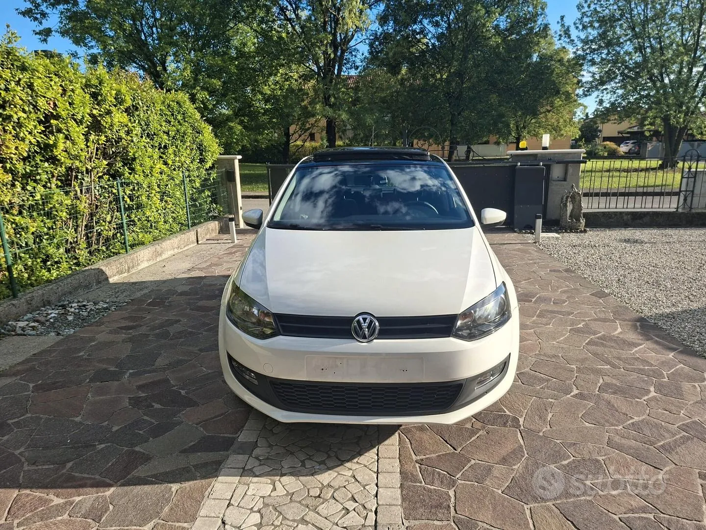 Volkswagen Polo 2013 photo 2