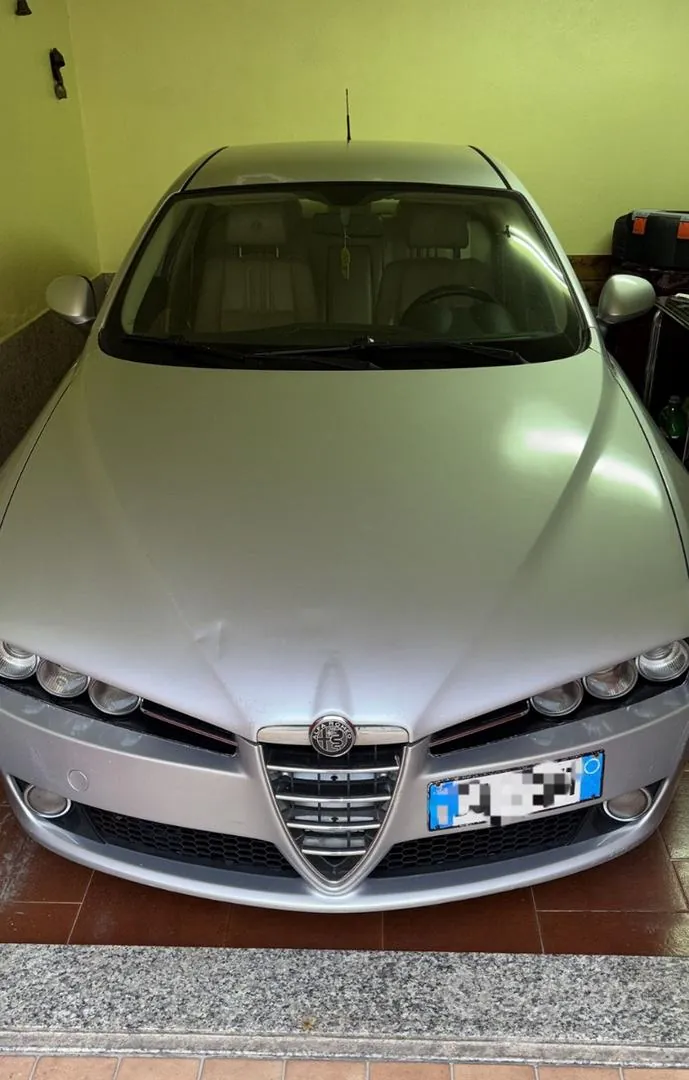 Alfa Romeo 159 2009 photo 4
